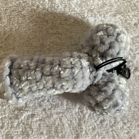 🔥🔥🔥Hand crocheted 🧶 keychain gag gift 🎁 - Picture 5 of 5